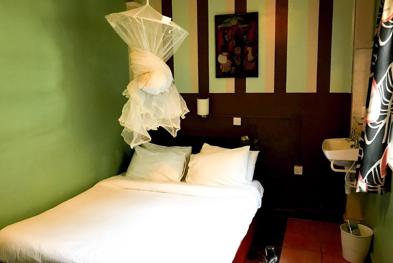 ניירובי Amani Gardens Inn מראה חיצוני תמונה